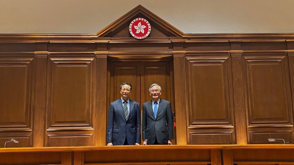 检察院代表团访问香港特区司法和行政机构 – 澳门特别行政区政府入口网站